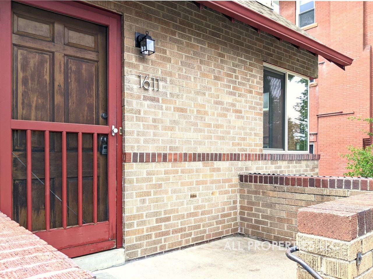 1611 York St - Photo 3 of 50