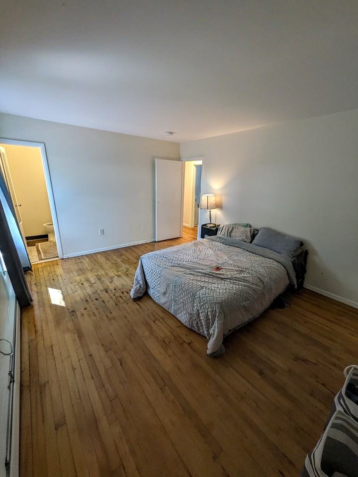 230 Sapsucker Woods Rd - Photo 5 of 16