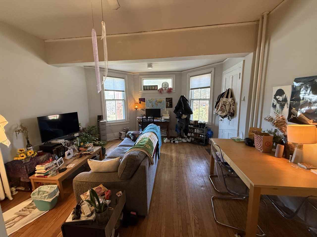 504 East Buffalo Street - Photo 2 of 6