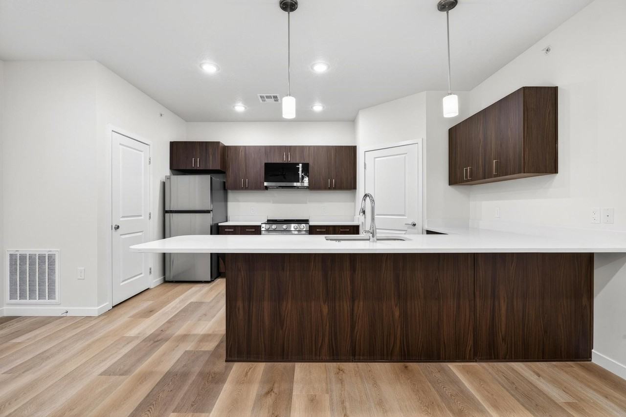 Mountain View Apartments - Photo 3 of 50