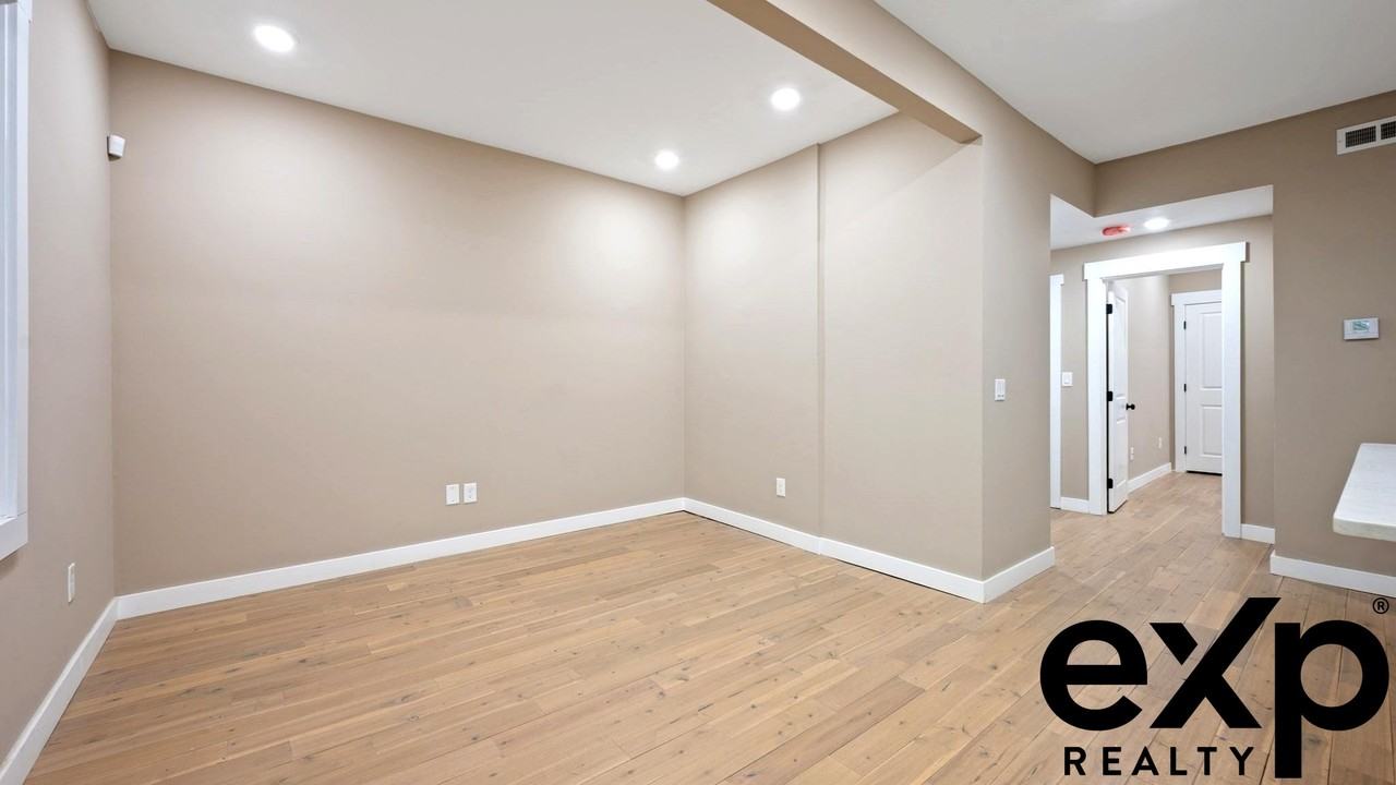 5 Monmouth St #2 - Photo 3 of 9