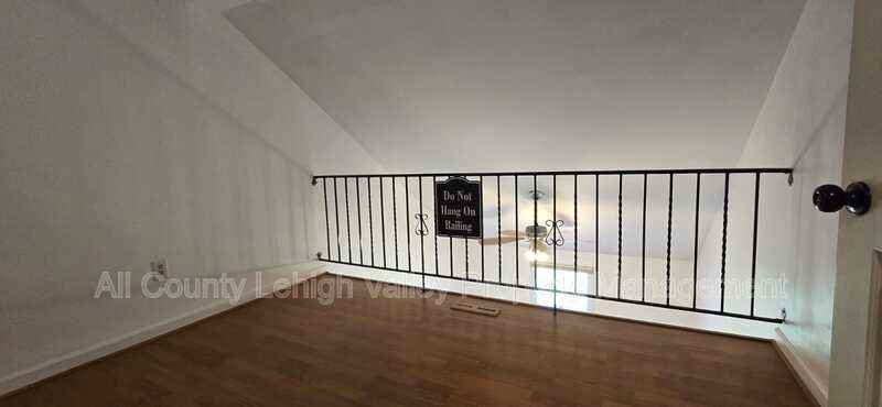 5634 Grace Ave - Photo 7 of 18