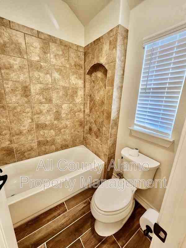 8831 Kallison Arbor - Photo 6 of 18