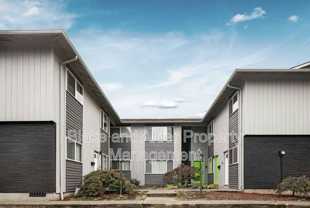 830 Se 42nd Ave - Photo 1 of 1