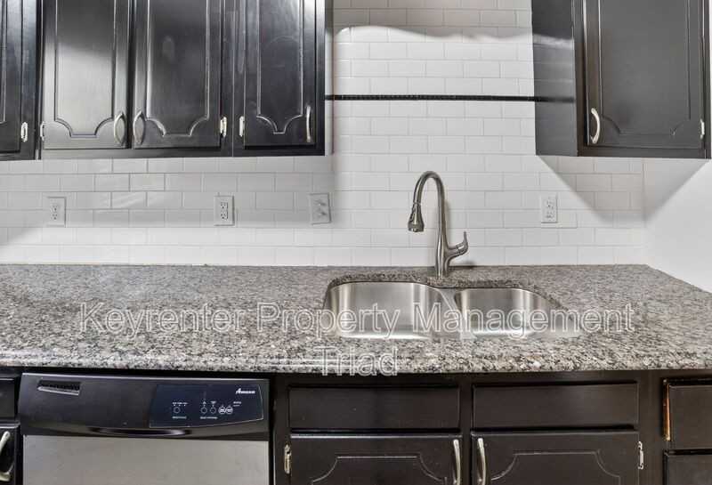 2317 Patriot Way #C - Photo 6 of 29