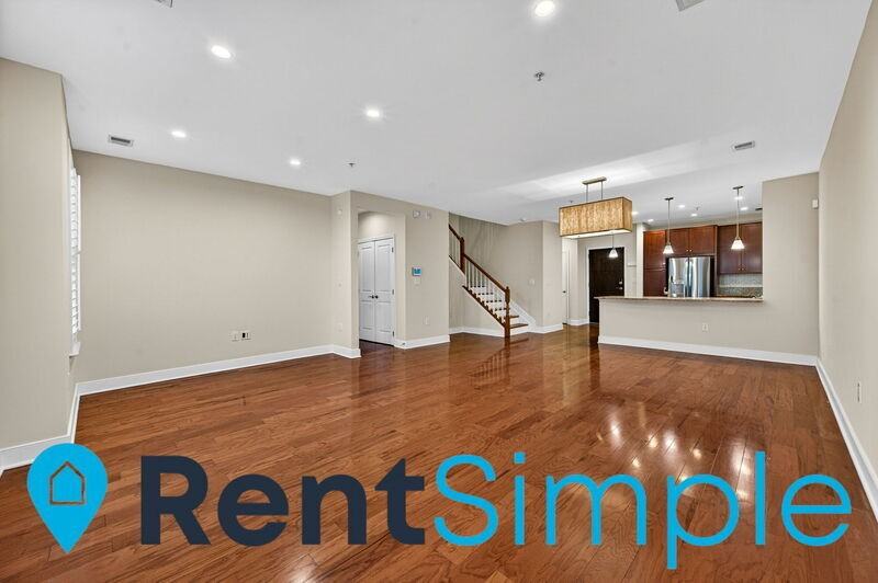 1418 N Rhodes St #B110 - Photo 7 of 44