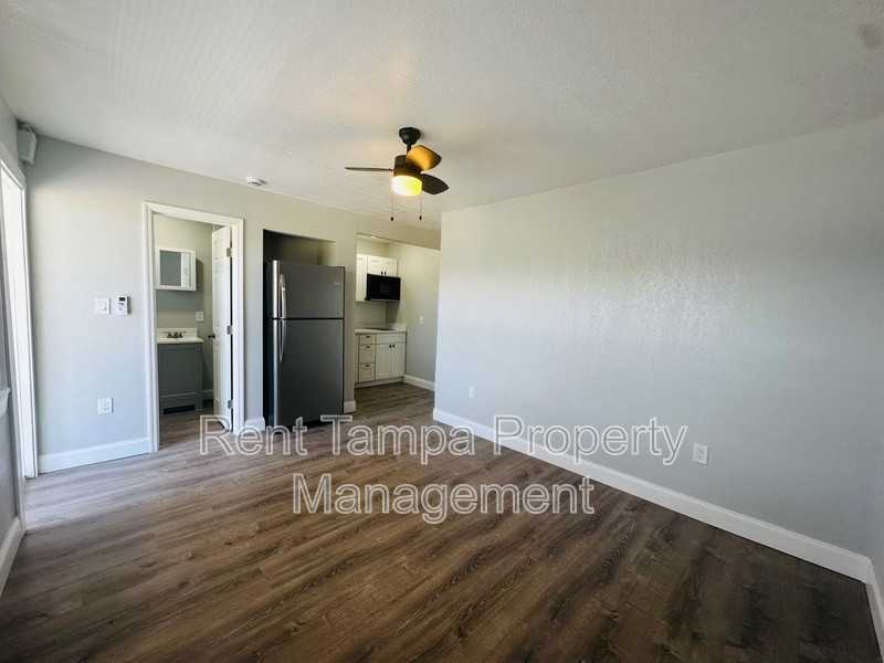 680 22nd Ave S - Photo 4 of 27