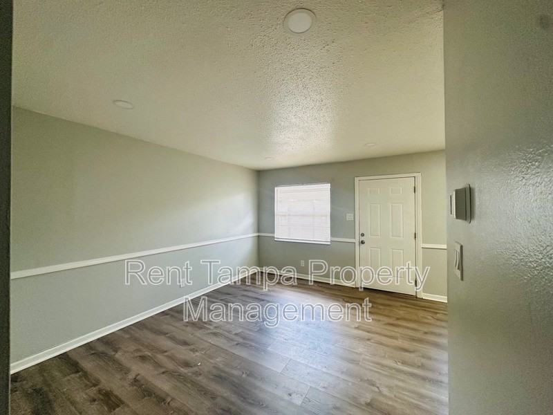 618 93rd Ave N - Photo 6 of 21