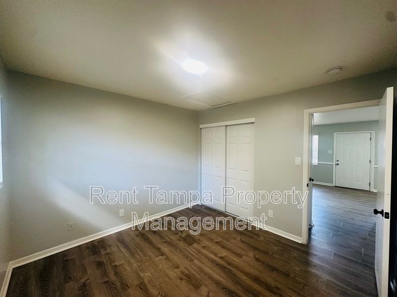 618 93rd Ave N - Photo 7 of 21