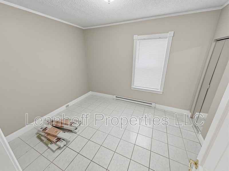 25 Ware St - Photo 5 of 9