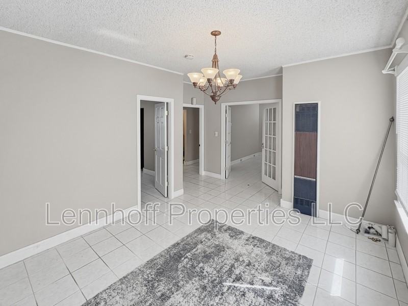 25 Ware St - Photo 6 of 9