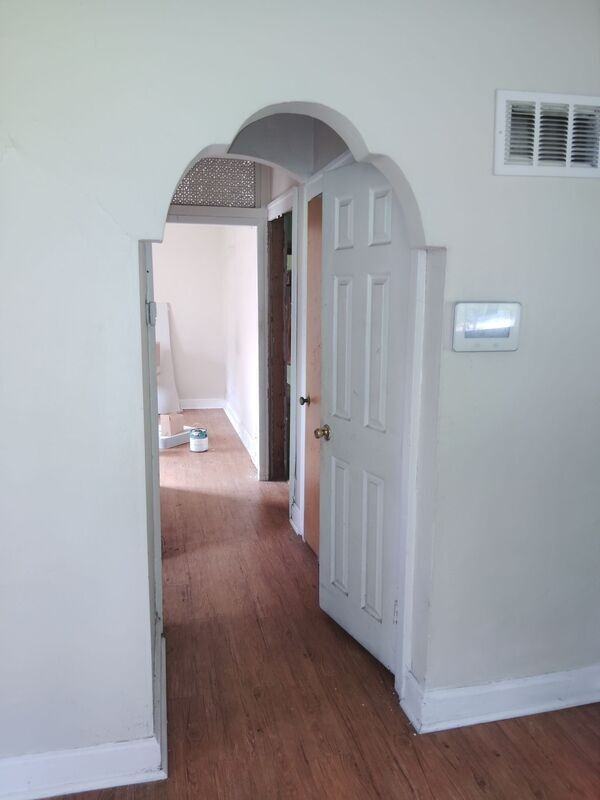 4521 Oakwood Ave - Photo 2 of 6