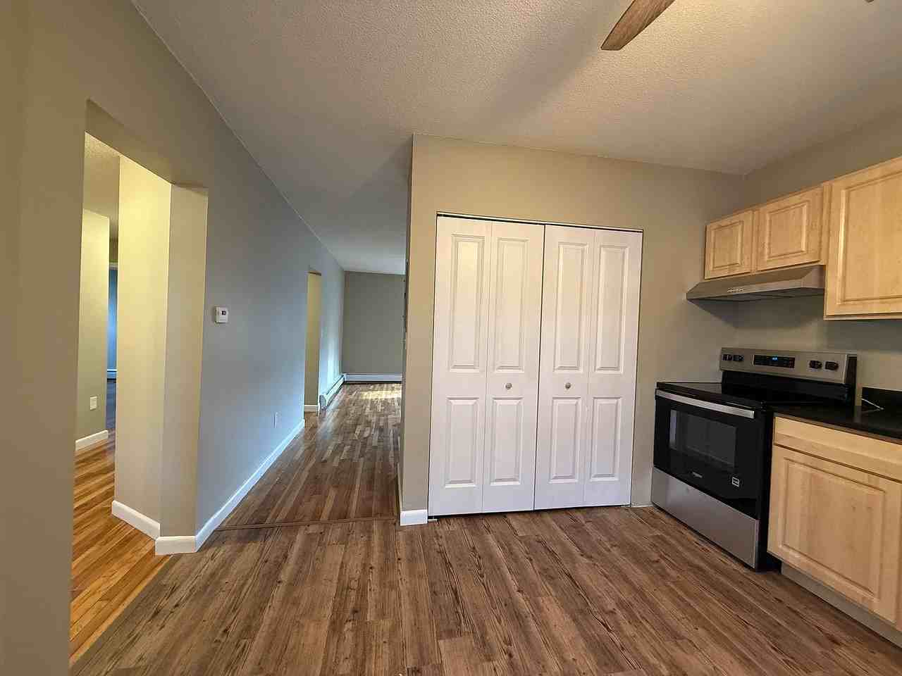 4 Albemarle Ct #C - Photo 5 of 11