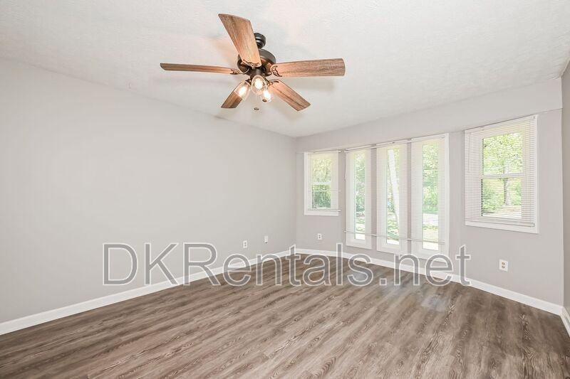 3039 Jonathan Ct - Photo 6 of 15