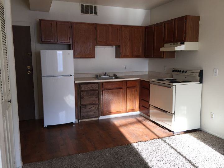 13 N 32nd St #8 - Photo 2 of 5