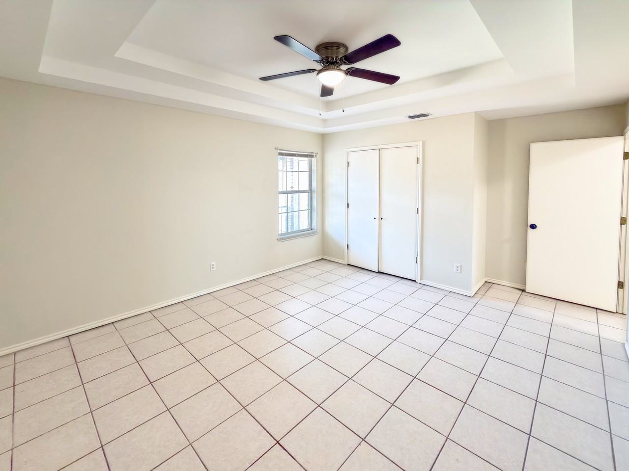 3717 Clavel St #8 - Photo 3 of 7
