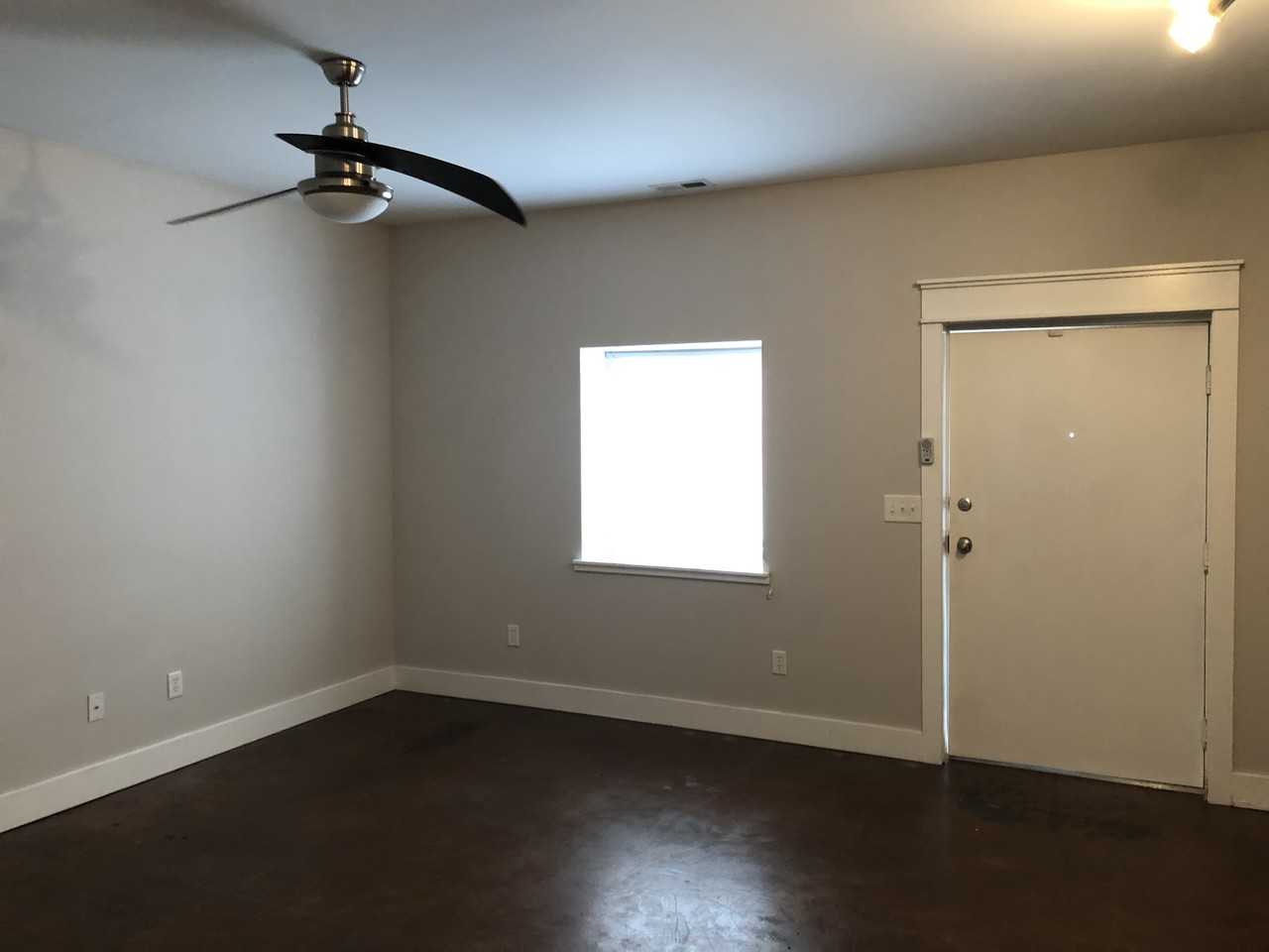 260 Parker St Ne #8 - Photo 3 of 7