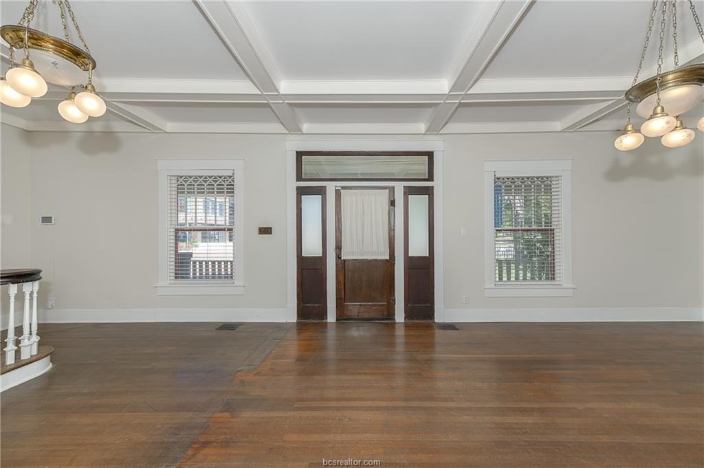 206 S Sims Ave #NA - Photo 2 of 14