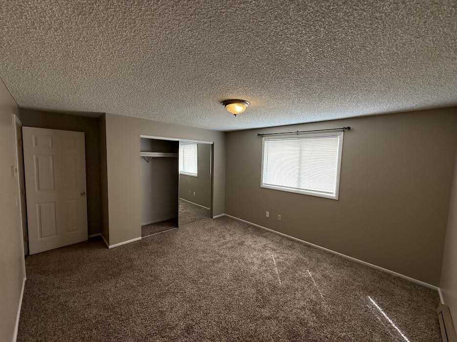 1519 E 3rd Ave #A - Photo 7 of 9