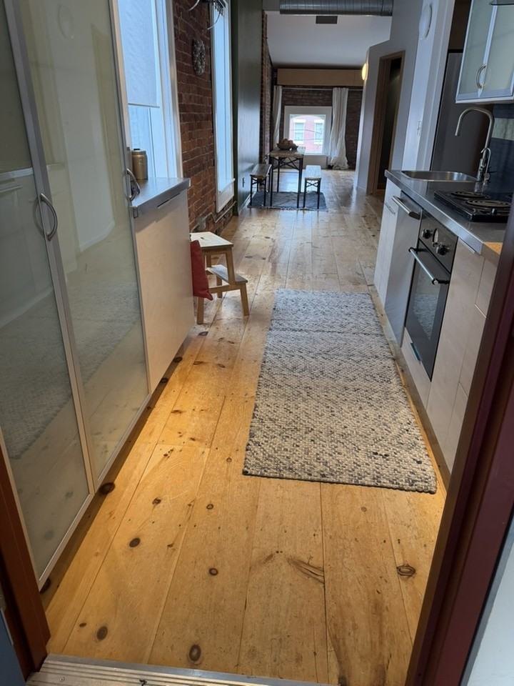 804 E Broadway #3rdNORTH - Photo 2 of 32