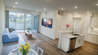 Avia La Jolla - Photo 1 of 1