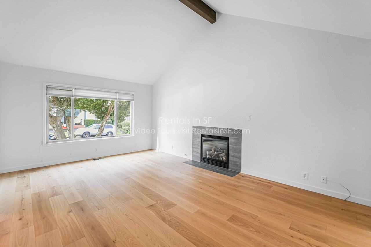 415 Bally Way - Photo 3 of 30