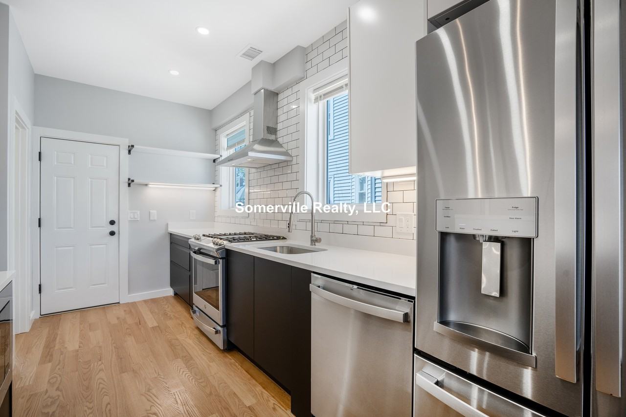 27 Linden St #1