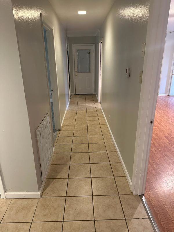 2319 Houston St - Photo 3 of 5