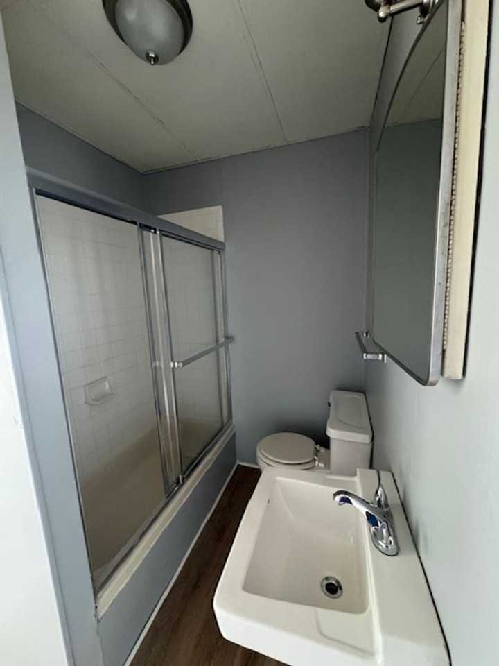 206 W Main St - Photo 3 of 11