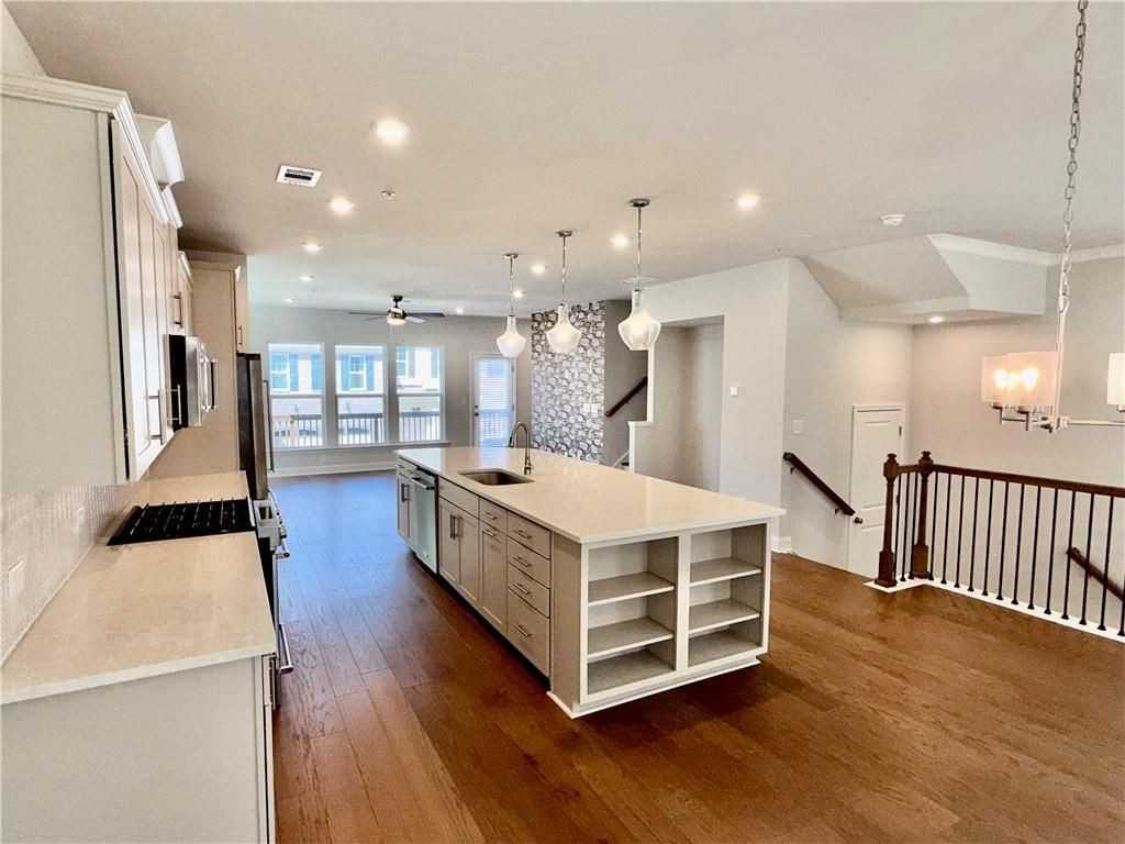 361 Watson Ave - Photo 7 of 25