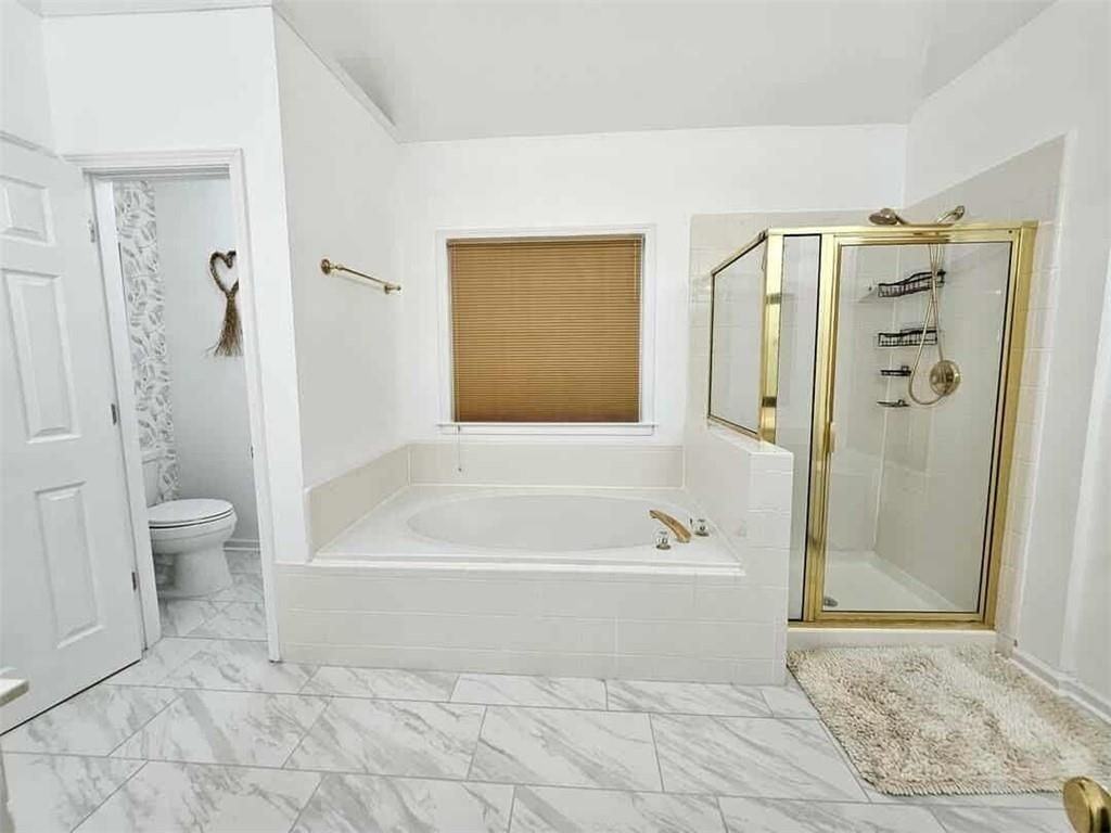 997 Summer Forest Dr - Photo 7 of 26