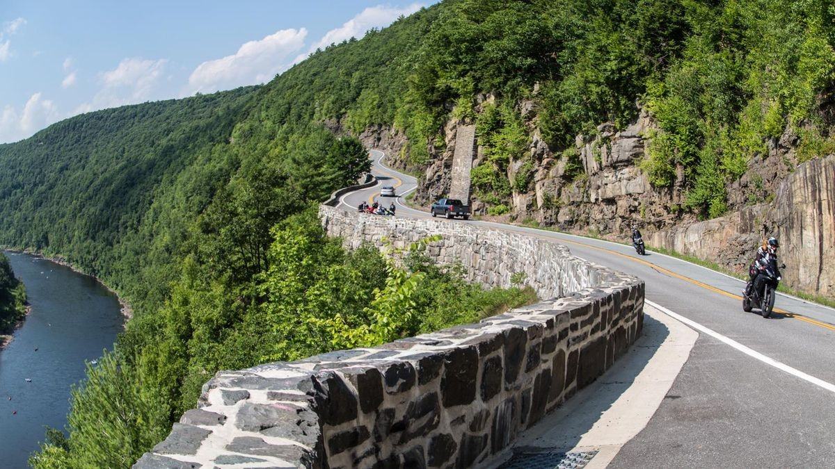 45 Maple St - Photo 2 of 3