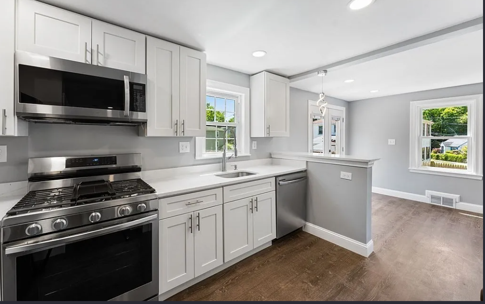 71 Gladeside Ave - Photo 2 of 17