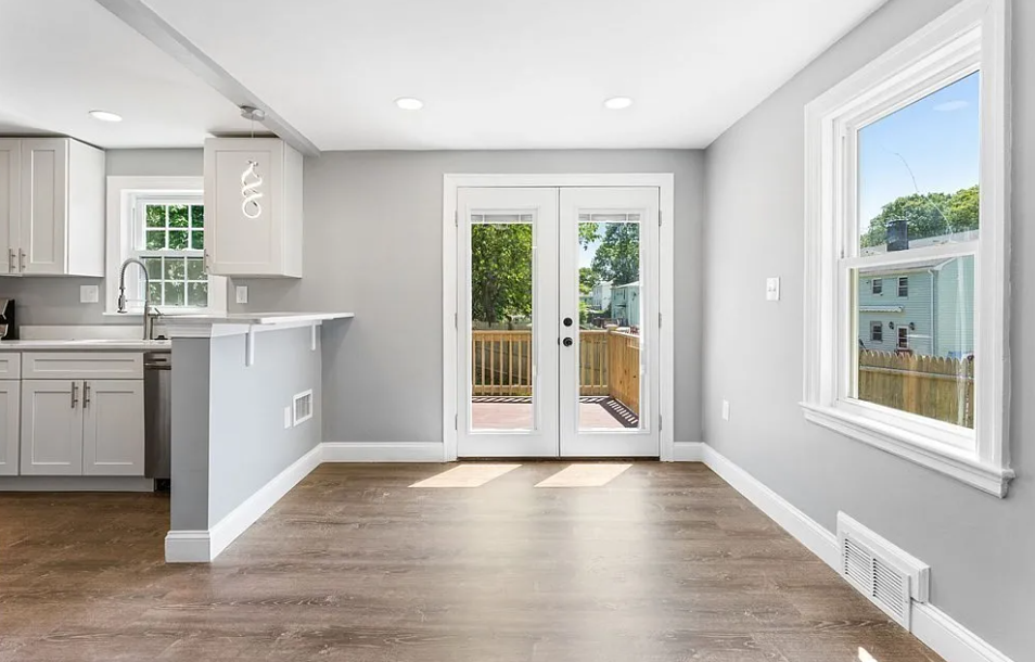 71 Gladeside Ave - Photo 5 of 17