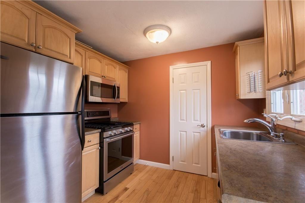 5804 Post Rd ##8 - Photo 3 of 18