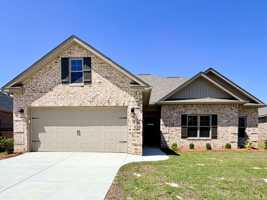 featured image of 527 Bristleleaf Path