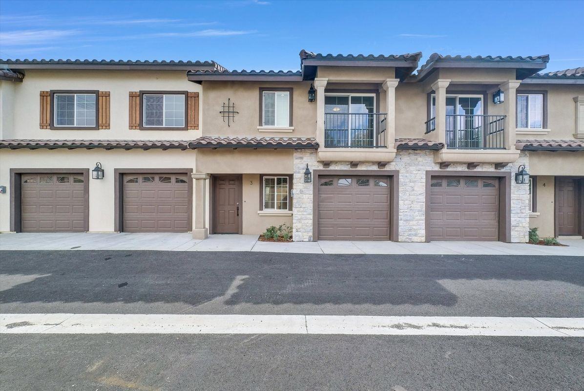 16385 Valencia Ave ##3 - Photo 2 of 30