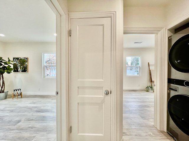 124 N Pass Ave - Photo 5 of 17