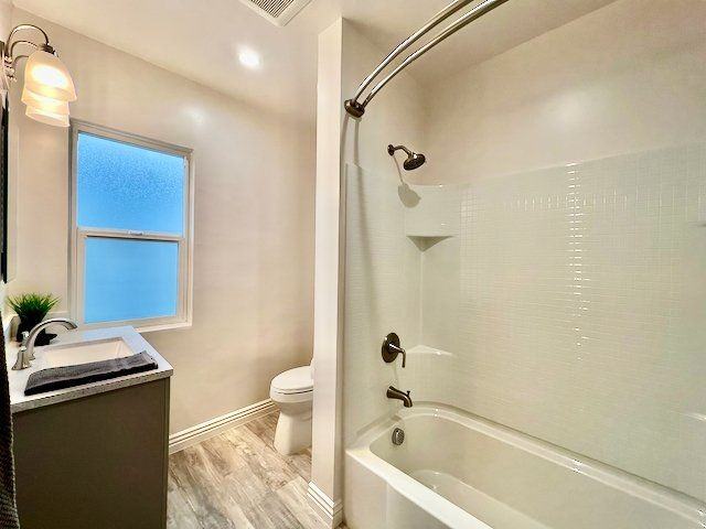 124 N Pass Ave - Photo 7 of 17