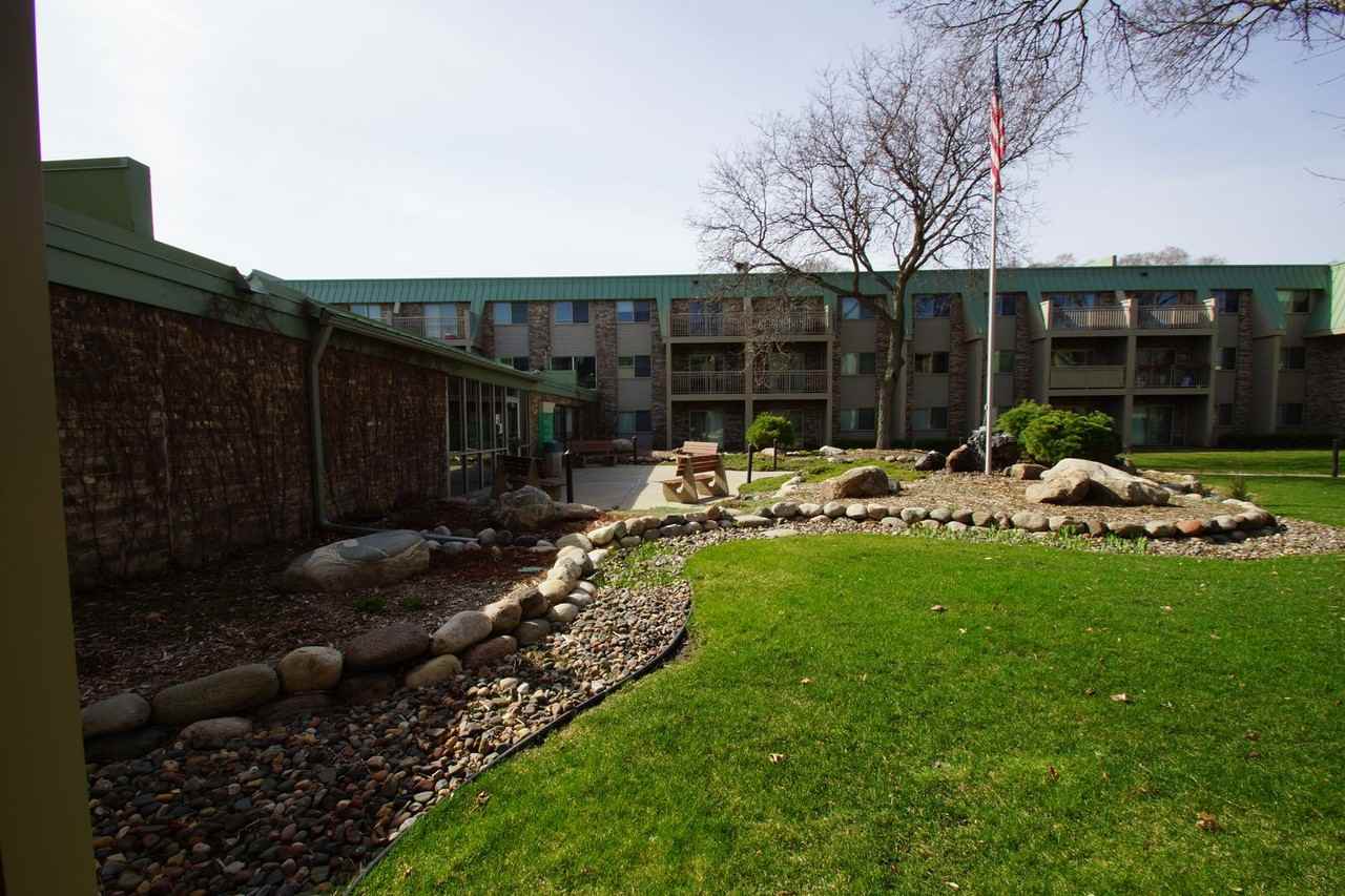 1270 Larpenteur Ave W #110 - Photo 4 of 17