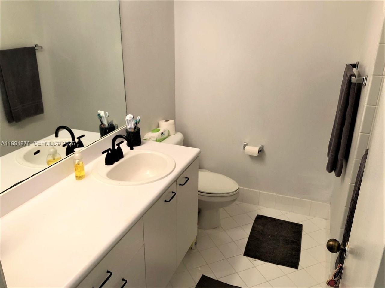 2233 Ensenada Terrace - Photo 4 of 13