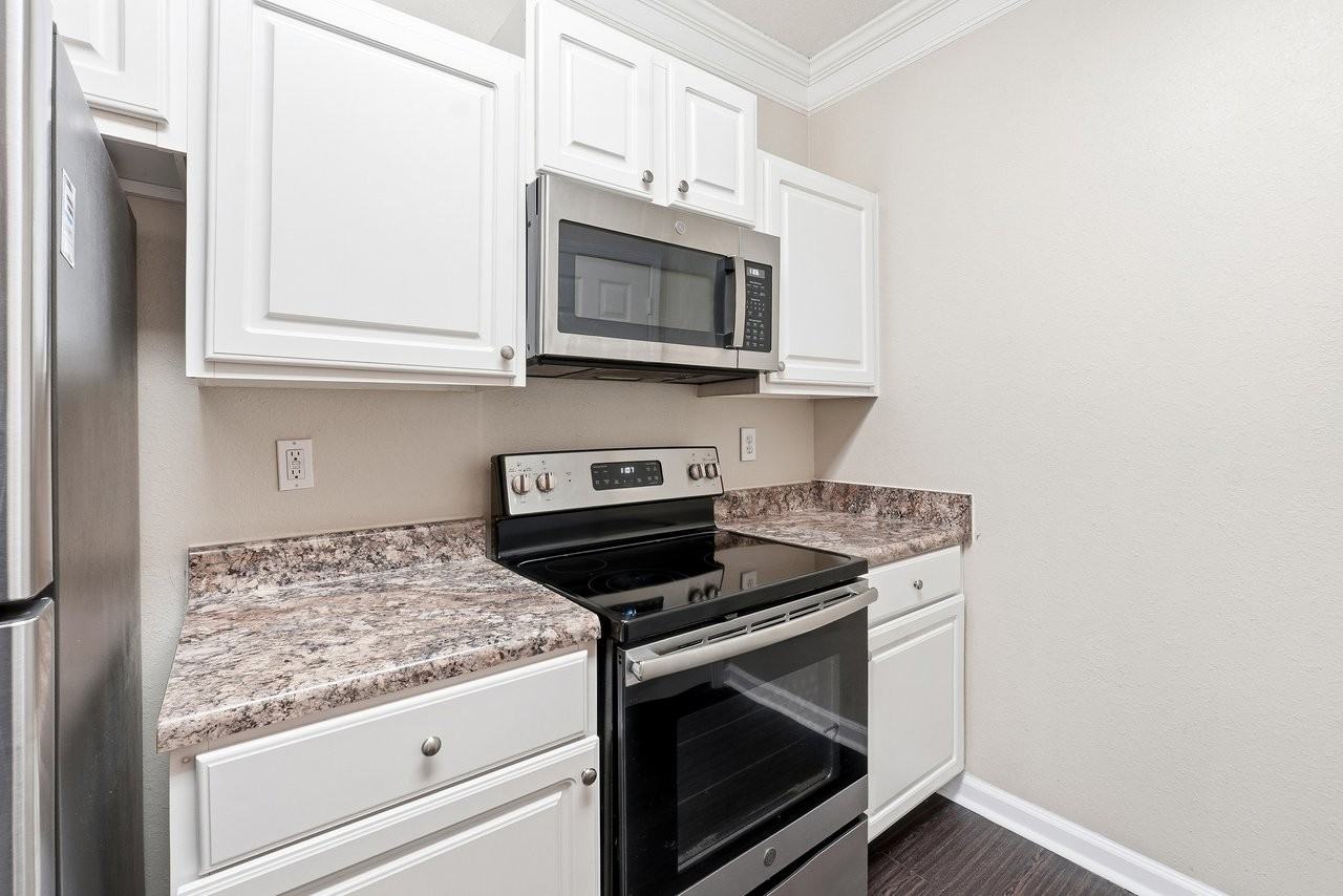 Villas at Newnan Crossing - Photo 3 of 35