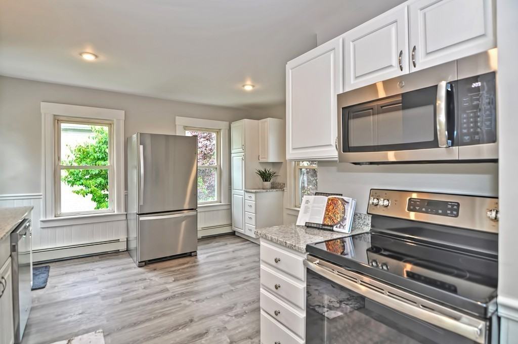 Brooks St - Photo 7 of 21