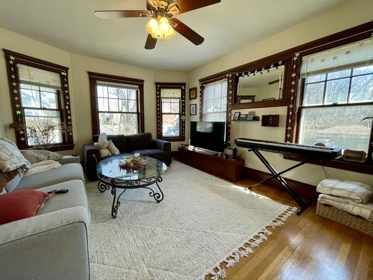 88 Oakland St #2 - Photo 2 of 34