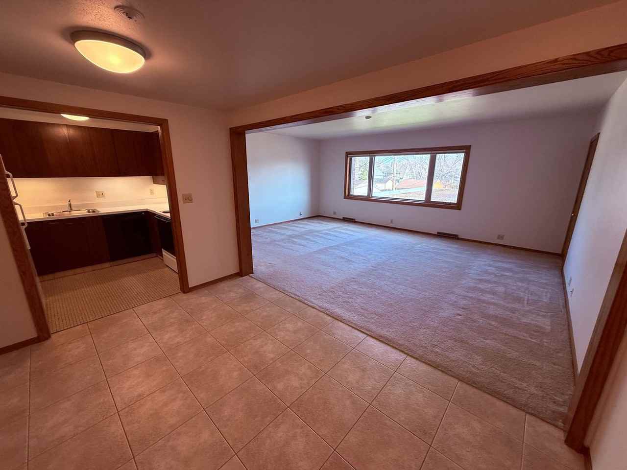 100 W 17th Street - Photo 4 of 48