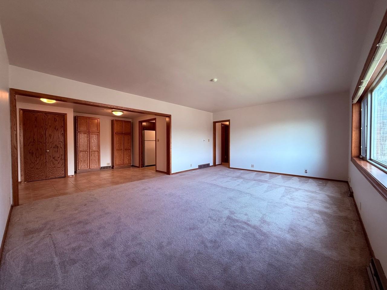 100 W 17th Street - Photo 5 of 48