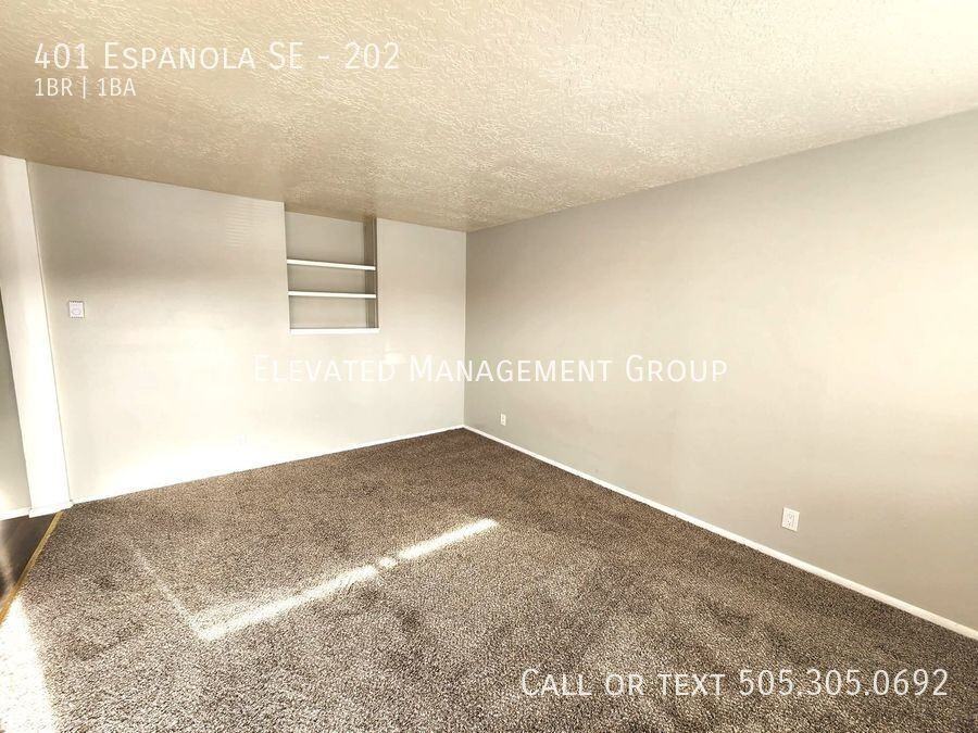 The Four01 - Photo 4 of 13