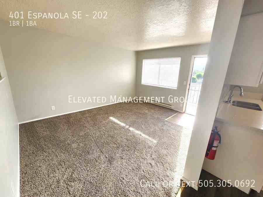 The Four01 - Photo 5 of 13