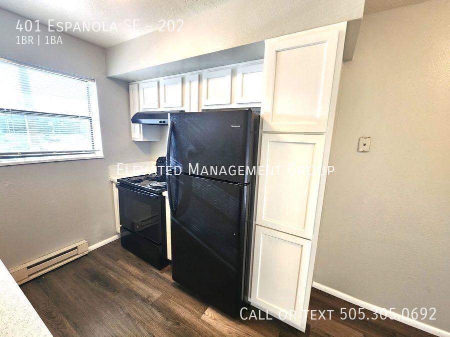 The Four01 - Photo 6 of 13