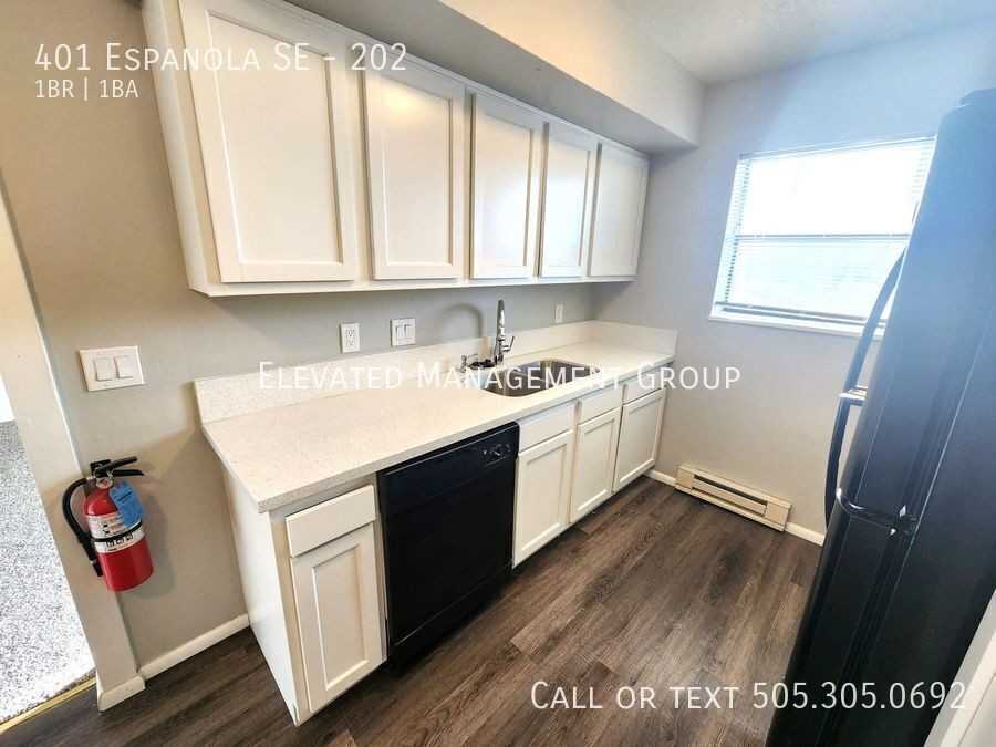 The Four01 - Photo 7 of 13